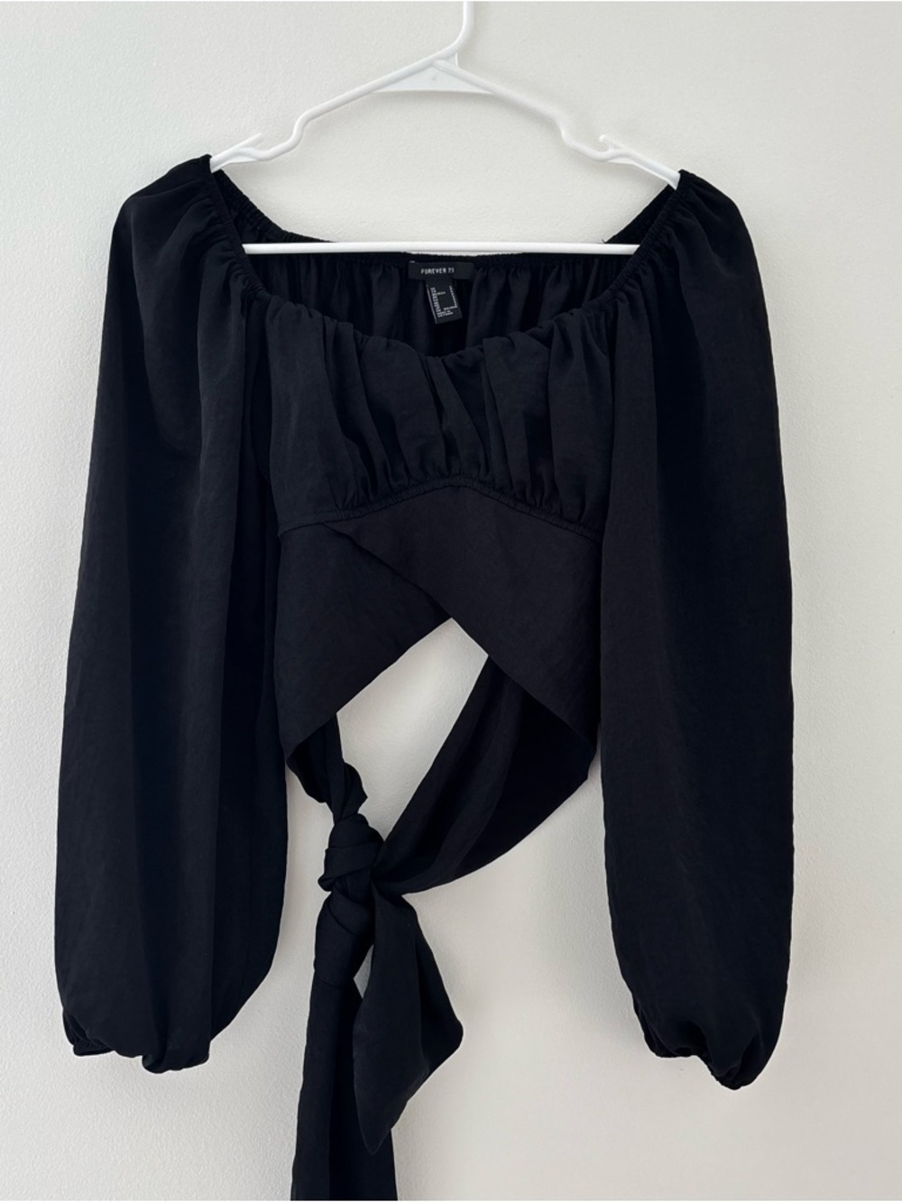 Forever 21 tie back wraparound crop top